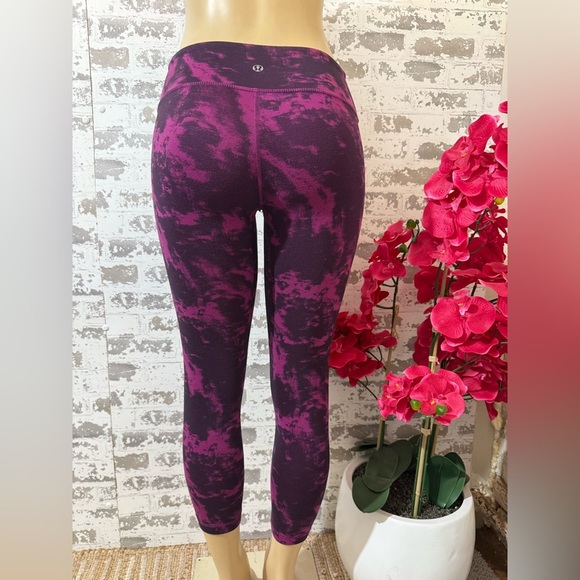 lululemon athletica Purple and Pink Tie-Dye Leggings - Picture 2 of 4